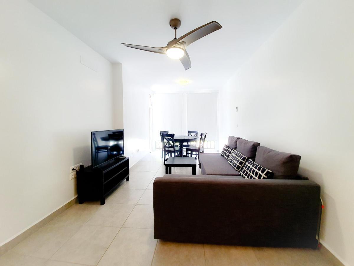 Best House Paola Torrevieja Bagian luar foto